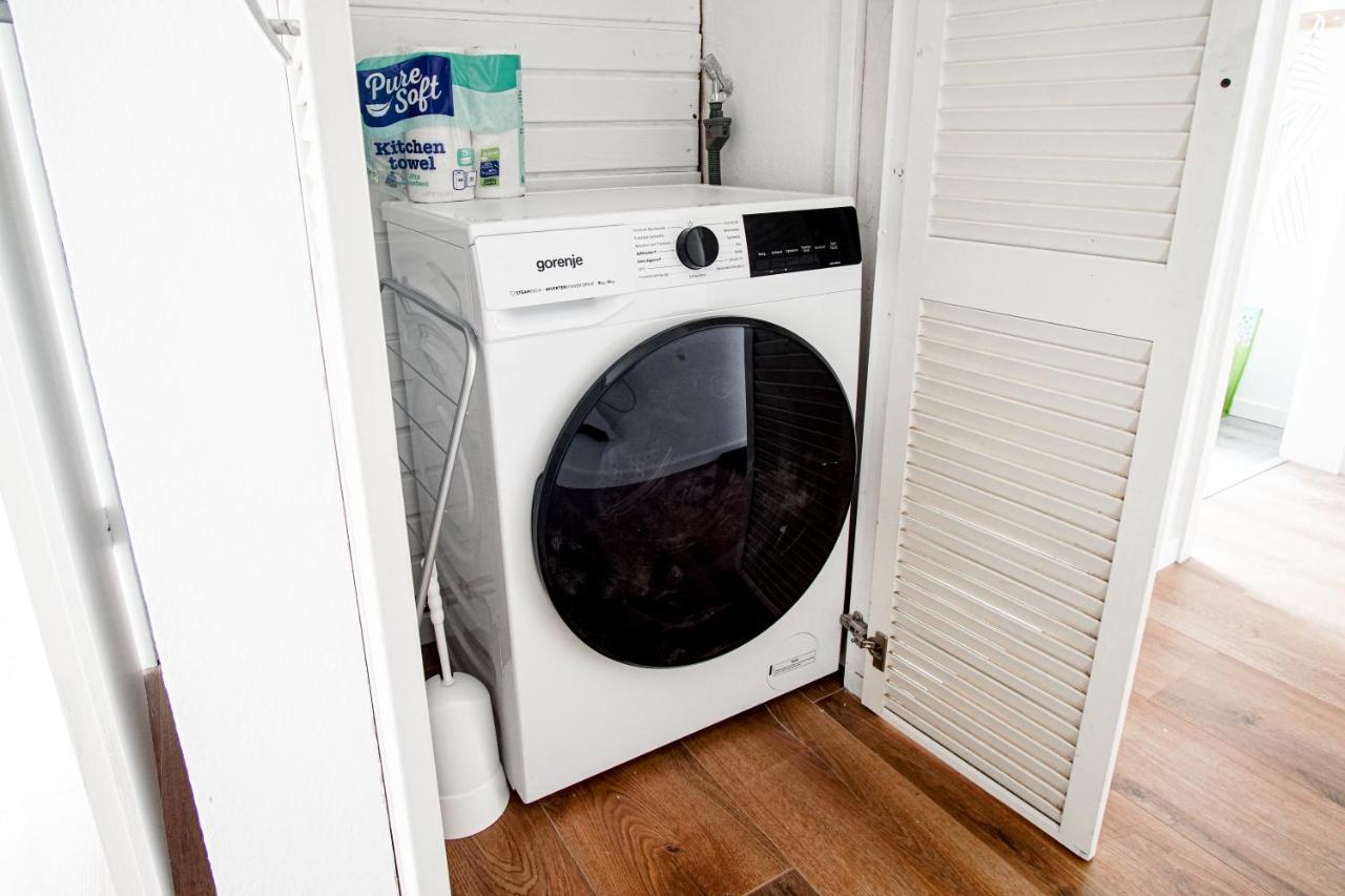 Homefy Bright And Cozy Holiday Apartment - Washer & Dryer - Free Parking เอสเซน ภายนอก รูปภาพ
